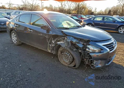 2015 Nissan Altima 2.5 from USA, damaged, VIN 1N4AL3AP0FC197824